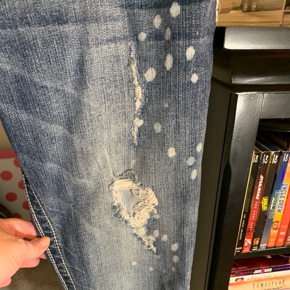 Miss Me Signature Skinny - Picture 7 of 8